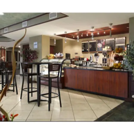 Wyndham Garden Hotel Newark Airport 